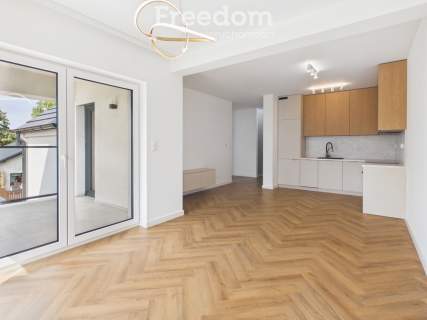 Gotowy do wejścia. Apartament z tarasem garaż
