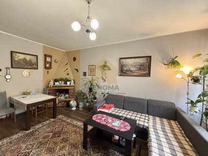 70m2 / 3 pokoje / PARTER - w ładnej kamienicy