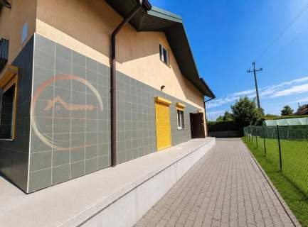 Lipno, Borek, Lokal z możliwością mieszkania