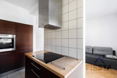 Bielany 47,6 m2 2pok. kuchnia- anex balkon garaż