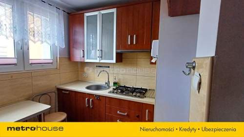 Na sprzedaż 3 pokoje, balkon i piwnica - Debrzno.
