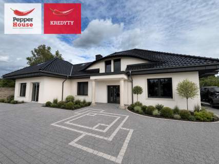 Dom z potencjałem Kobylarnia, działka 3000m2