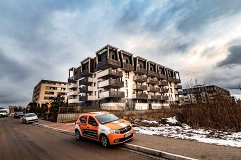 2 pokoje z balkonem i garażem, Dr. Jana Piltza 33