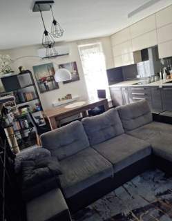 3 pokoje 60 m 2 balkony winda