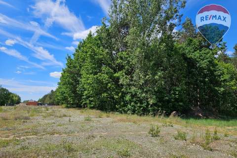 Działka budowlana 2630m2 z lasem