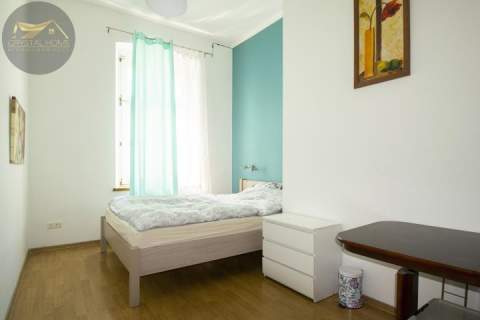 4 pokoje 133m2, 1 piętro blisko Centrum
