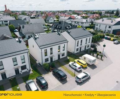NOWOCZESNY DOM Z OGRODEM 80 m 3 SYPIALNIE