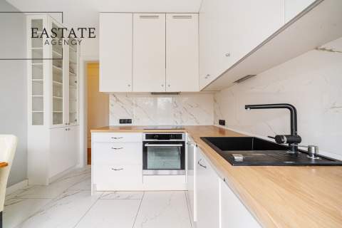 Rondo Wiatraczna / Wysoki Standard / Balkon