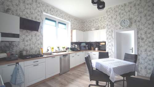 Sprzedaż komfortowe mieszk.99 m2. garaż Krapkowice