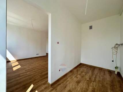 2 pokoje po remoncie 1 piętro Balkon