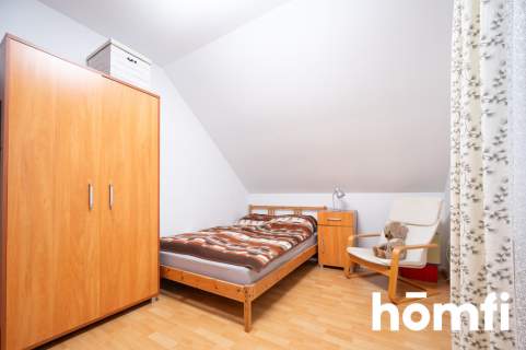 Zadbany dom z pięknym ogrodem 4 sypialnie Salon