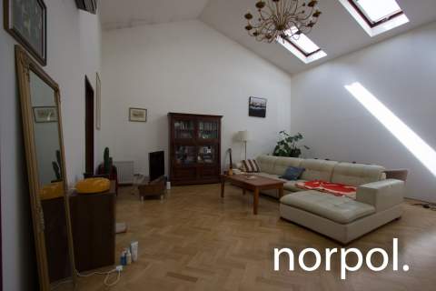 Przestronny apartament z wysokim sufitem, Stare Miasto, Kraków