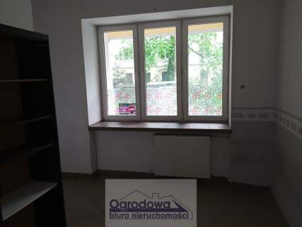 Lokal handlowo usługowy z witryną bliska Wola