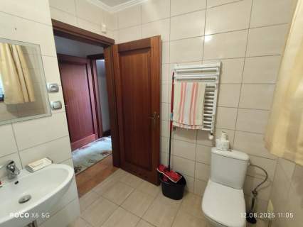 Wygodny dom otoczony zielenią 