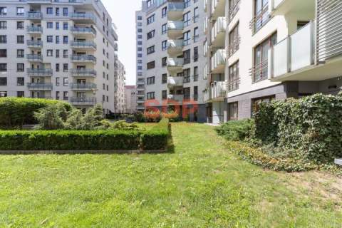Rondo Daszyńskiego . apartamentowiec . taras . 2009 . 2 pok,...