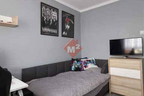 Trzypokojowe mieszkanie na sprzedaż w Szczecinie o po.74 m2