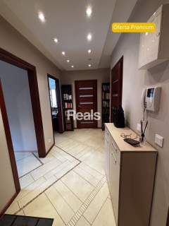 3- pokojowy apartament z balkonem w Centrum.