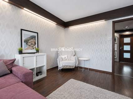na sprzedaż 45m2 / 2 pokoje / przy parku