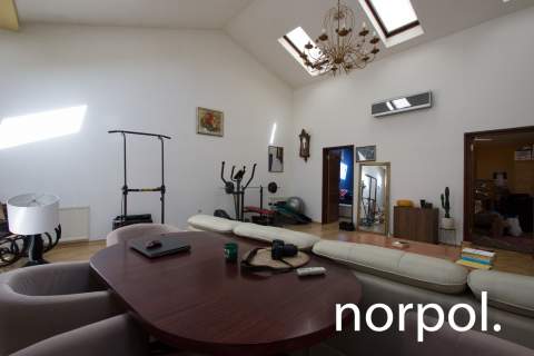 Przestronny apartament z wysokim sufitem, Stare Miasto, Kraków