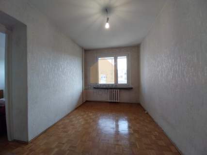 4 pokoje zabudowany balkon parking dwustronne