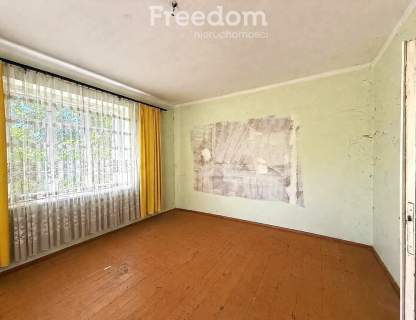 Dom 90 m2 do kapitalnego remontu na działce 1100m2