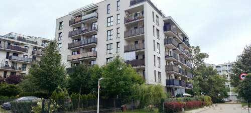 2 pokoje, balkon 20 mkw, basen, cisza, zieleń