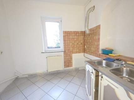 87,5 m2 3 pokoje ogródek, wiata garażowa