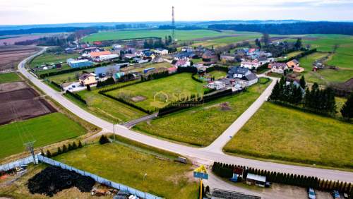 Sobieńczyce, Wz, blisko jeziora Żarnowieckiego