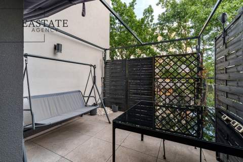 3/4 pokoje Taras balkon 3 komórki Garaż