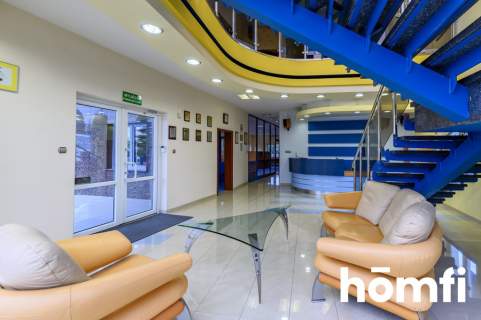 Reprezentacyjny biurowiec 540 m2 Grajewo