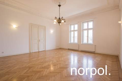 Mieszkanie 230m2, 6 pokoi, 3 łazienki, przy Plantach, Stare Miasto,...