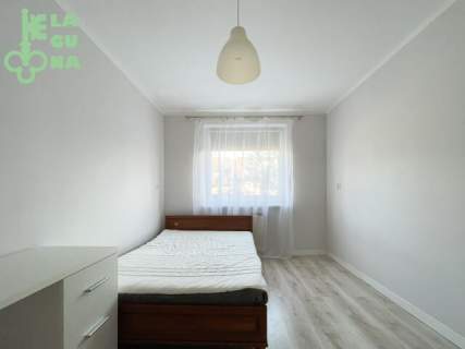 Gdynia Dąbrowa, 56m2, trzy pokoje, balkon, garaż, pierwsze piętro