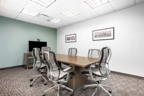 10-osobowe biuro open space w Regus Jaracza