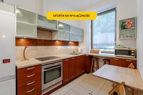 60,17 m 3 pokoje Piwnica Bezczynszowe