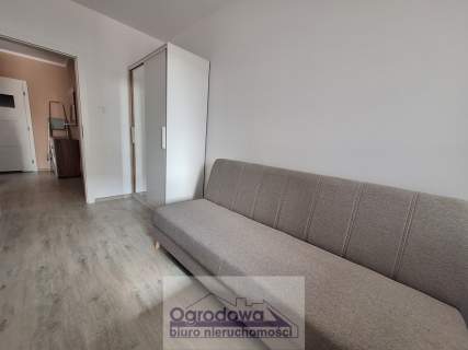 4 pokoje, balkon 19 m, miejsce parkingowe