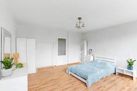 Warszawa, Śródmieście 27,71 m winda KW
