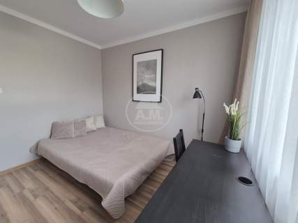 OSOBNE POKOJE, BALKON, UMEBLOWANE,