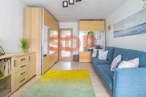Retkinia 2 pokoje parter balkon winda świetna lokalizacja