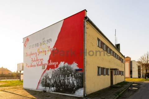 Budynek na wynajem 400m2 z działką 1456m2