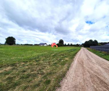 Olimpin działka 1.765m2 w malowniczej okolicy