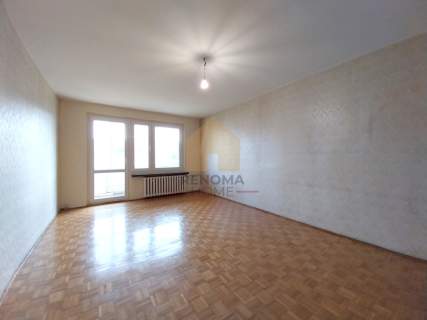 4 pokoje zabudowany balkon parking dwustronne
