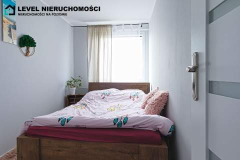 Umeblowane mieszkanie trzypokojowe