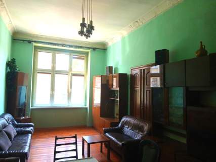 Przestronne 4 pokoje w kamienicy w Centrum