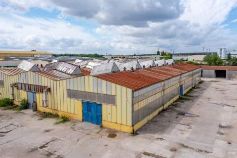 Kompleks przemysłowy 8 536 m suwnice PV