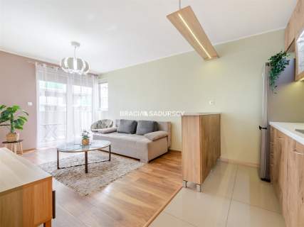 Zadbane 38 m z balkonem Piaski Wielkie