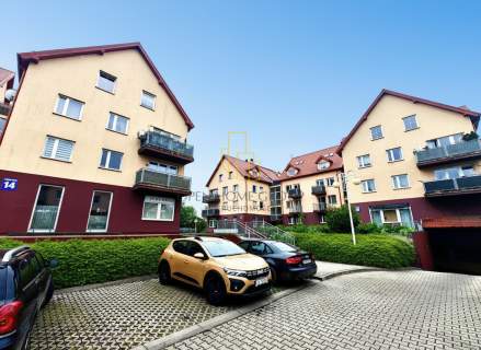 Apartament 3 pok/60m/garaż / komórka /Lux/2010