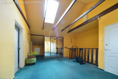 Wawer, dom 230 m2, działka 1184 m2, do remontu