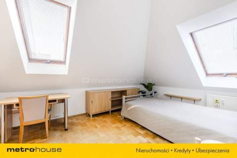 37,6 m 2 pokoje Strzeżone osiedle Gocław