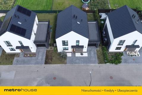 Nowoczesny dom 2023 Słomin Las Garaż