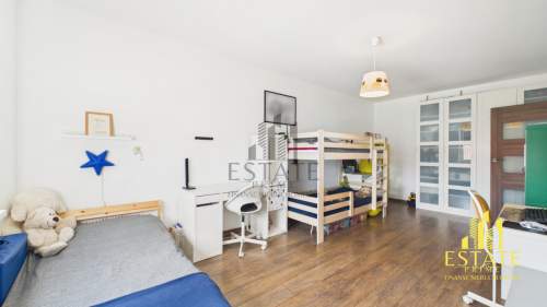 Na sprzedaż 2 pokoje, 58 m2, 1 piętro